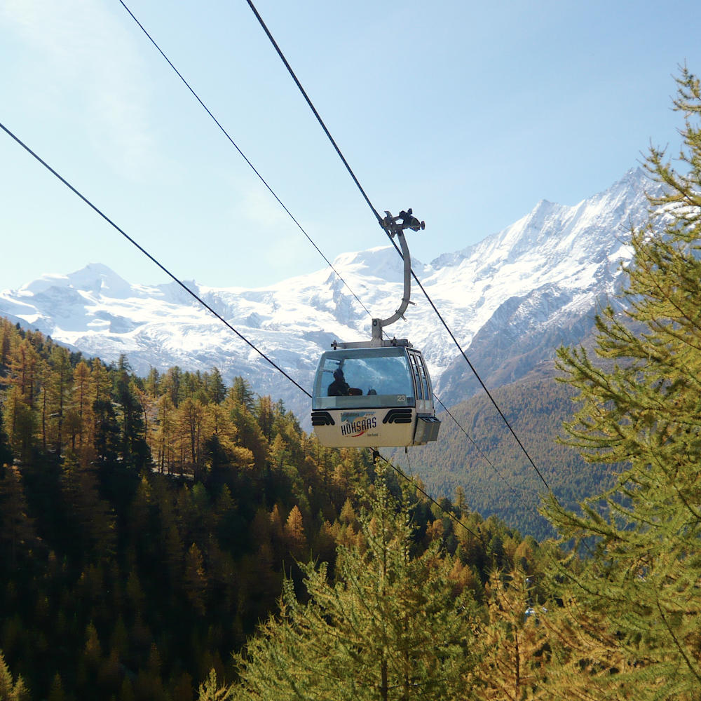 ferienwohnungen apartments atlas saas grund ansicht sommer